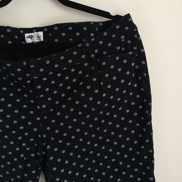 Old Navy Pants - 💗Old Navy💗Pixi Size 18 pants